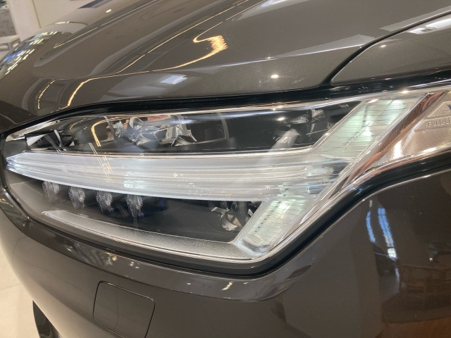 Bild 2: VOLVO PKW XC90 T8 eAWD Plug-in Hybrid Ultra Bright, 7 Sitzer