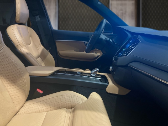 Bild 6: VOLVO PKW XC90 T8 eAWD Plug-in Hybrid Ultra Bright, 7 Sitzer