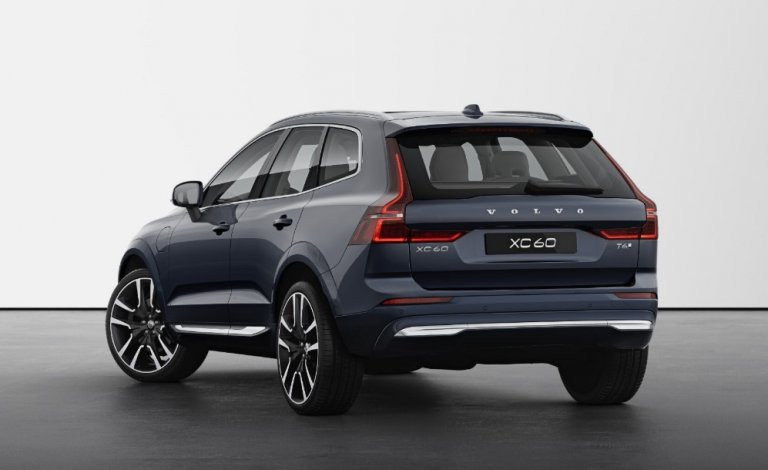 Bild 2: VOLVO PKW XC60 Ultra, T6 Plug-in Hybrid, Elektrisch/Benzin, Dark