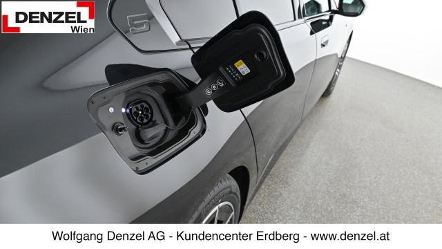 Bild 12: BMW i5 xDrive40 Limousine G60 XE2