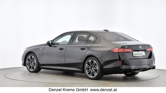 Bild 1: BMW i5 xDrive40 Limousine G60 XE2