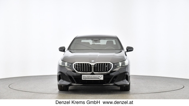 Bild 3: BMW i5 xDrive40 Limousine G60 XE2