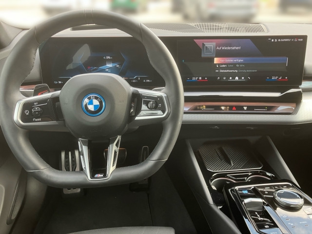 Bild 6: BMW i5 xDrive40 Limousine G60 XE2