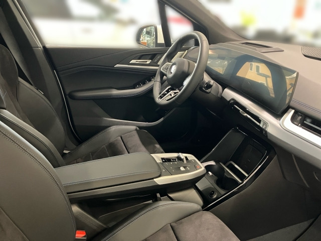 Bild 11: BMW 218d Active Tour B47