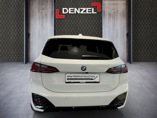 Bild 2: BMW 218d Active Tour B47