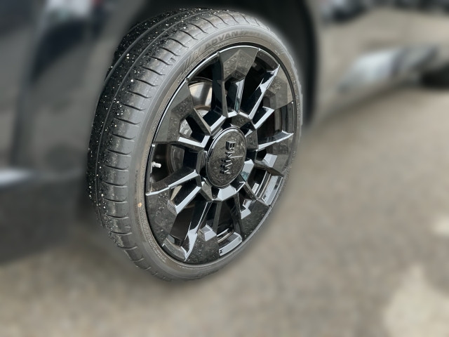 Bild 4: BMW XM G09 XB01