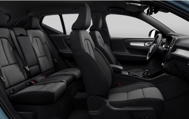 Bild 9: VOLVO PKW XC40 Plus, B3 Mild Hybrid, Benzin, Dark