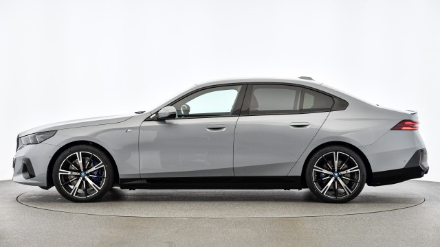 Bild 8: BMW i5 xDrive40 Limousine G60