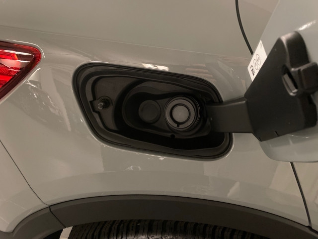 Bild 5: VOLVO PKW XC40 T2 Core Automatikgetriebe