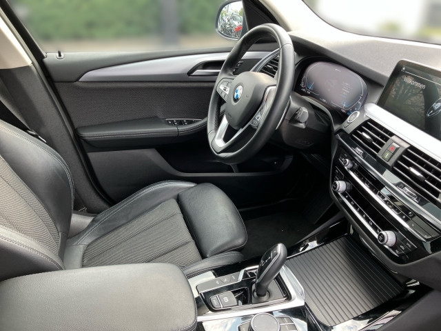 Bild 7: BMW X3 xDrive30e PHEV Au