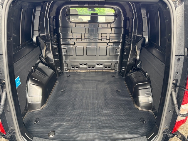 Bild 9: Hyundai STARIA Van HEV Kastenwagen 1.6 T-GDi HEV