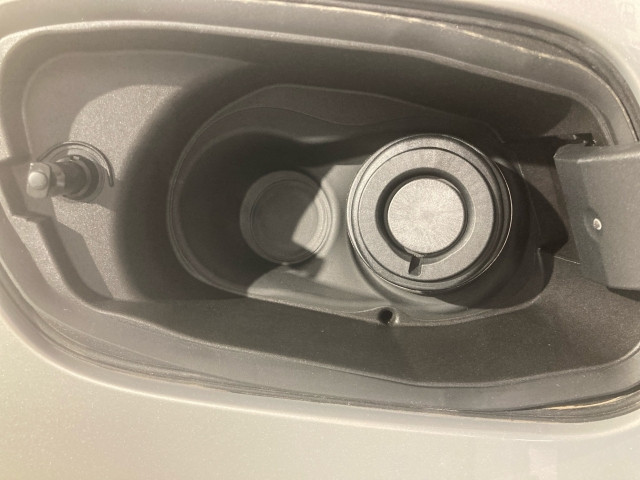 Bild 9: VOLVO PKW XC40 Plus, B3 Mild Hybrid, Benzin, Dark