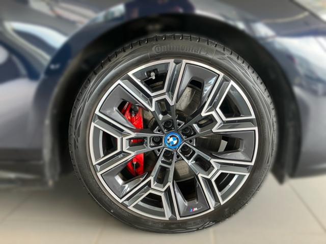 Bild 4: BMW PKW i-Serie i5 eDrive40 Touring G61