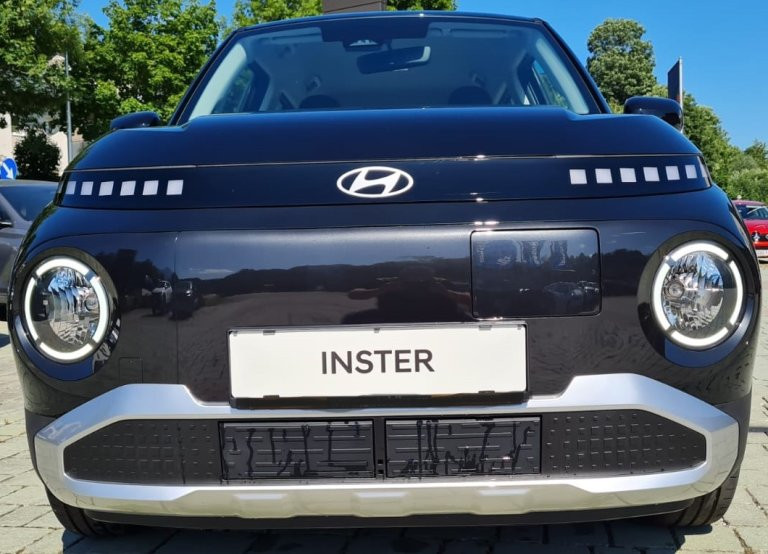 Bild 11: Hyundai INSTER Smart Line 42kWh