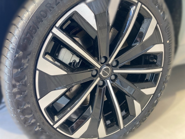 Bild 3: VOLVO PKW XC90 Plus, T8 Plug-in Hybrid, Elektrisch/Benzin, Dark, 7 Sit