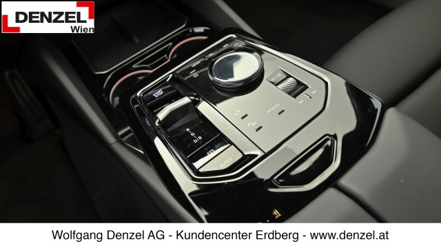 Bild 12: BMW i5 M60 xDrive Limousine 60