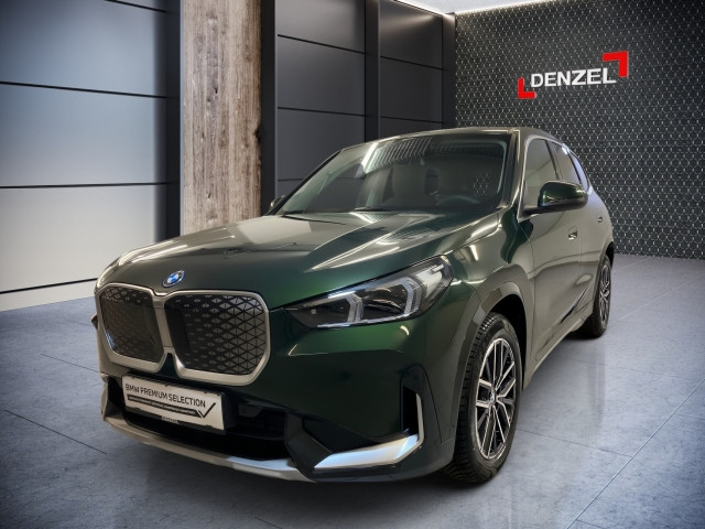 Bild 0: BMW iX1 eDrive20 U11 HB0