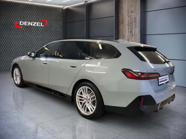 Bild 2: BMW 520d xDrive Touring G61 B47