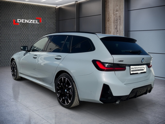 Bild 2: BMW 330e xDrive Touring G51