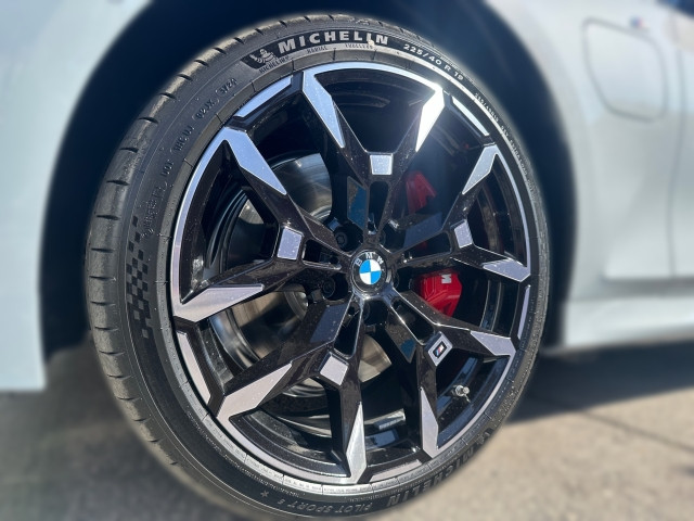 Bild 4: BMW 330e xDrive Touring G51