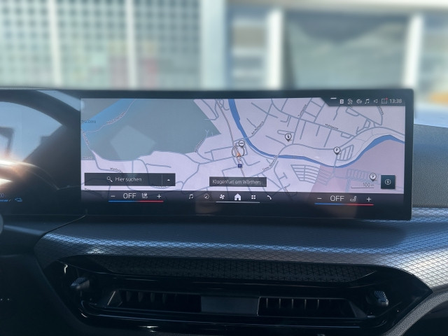 Bild 7: BMW 330e xDrive Touring G51