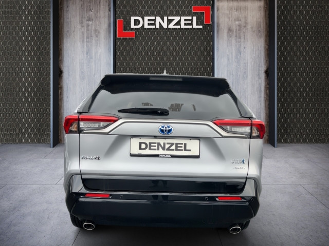 Bild 10: Toyota RAV4 Active 2,5, 306 PS 4x4 Plug-In