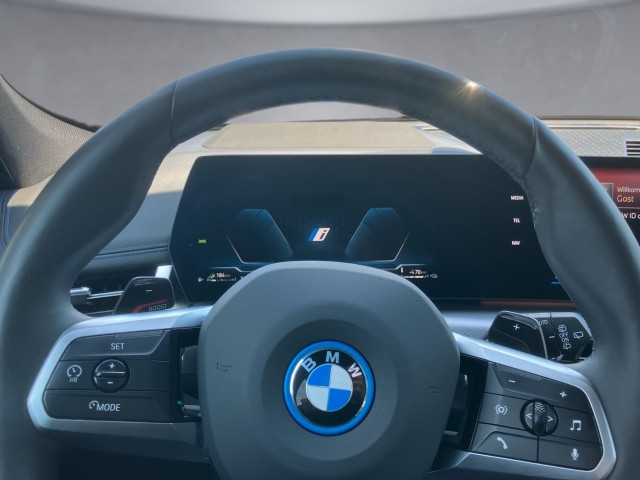 Bild 6: BMW X1 xDrive30e U11 XB2