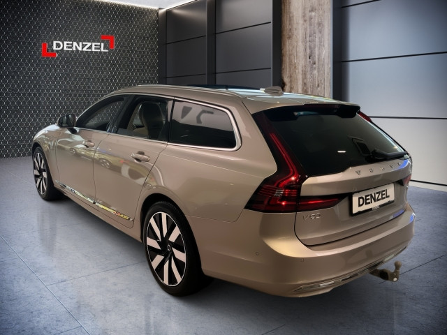 Bild 2: VOLVO PKW V90 Ultra, T6 Plug-in Hybrid, Elektrisch/Benzin, Bright