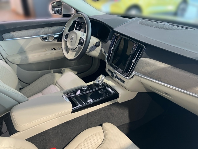 Bild 5: VOLVO PKW V90 Ultra, T6 Plug-in Hybrid, Elektrisch/Benzin, Bright
