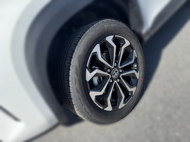 Bild 4: Toyota Yaris Cross 130 PS 4WD Active Drive + Safety Paket