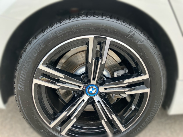 Bild 4: BMW 320e xDrive Touring G21 XB1