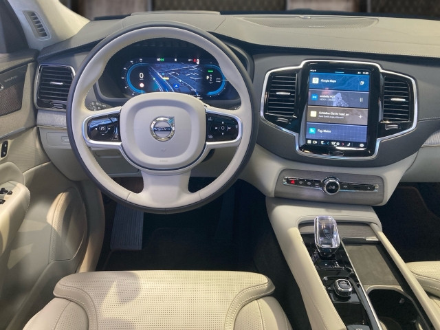 Bild 4: VOLVO PKW XC90 T8 eAWD Plug-in Hybrid Ultra Bright, 7 Sitzer
