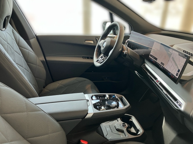 Bild 5: BMW PKW i-Serie iX xDrive50 I20XE2