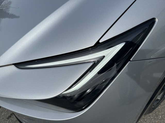Bild 11: Toyota PRIUS PlugIn Hybrid 2,0 l Executive