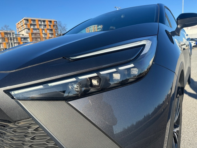 Bild 10: Toyota C-HR - 2,0 l Plugin 4x2  Active Drive CV