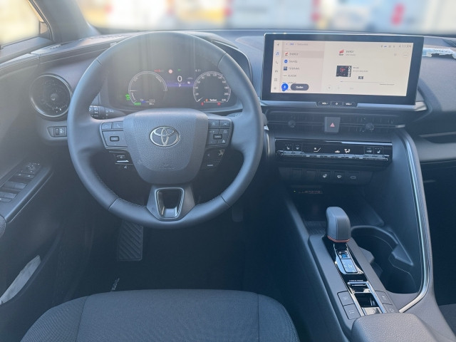 Bild 6: Toyota C-HR - 2,0 l Plugin 4x2  Active Drive CV
