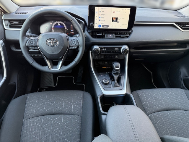 Bild 6: Toyota RAV4 HEV 4WD Active Drive