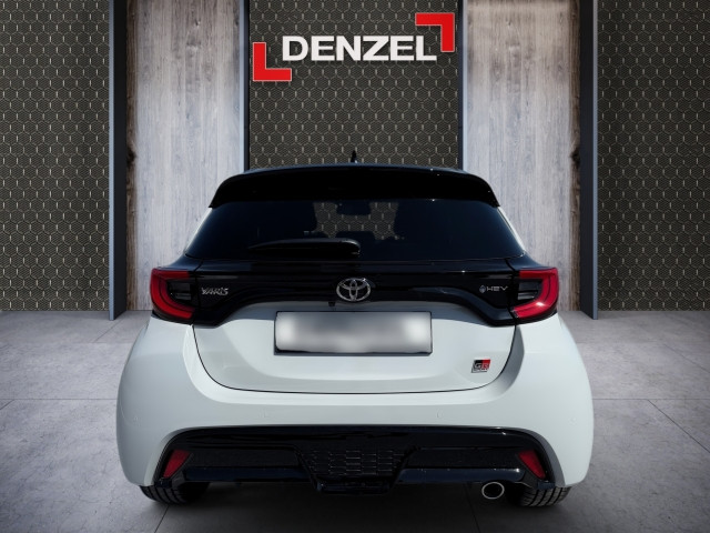 Bild 10: Toyota Yaris 1,5 130PS GR-S + Safety Paket + Infotainment Paket
