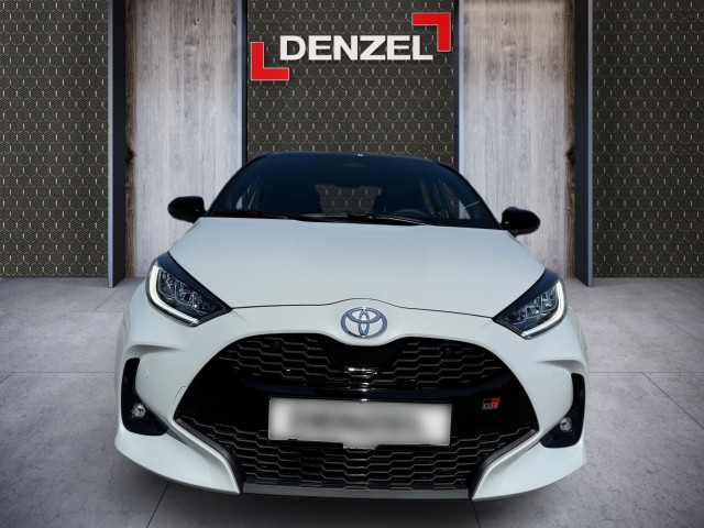 Bild 12: Toyota Yaris 1,5 130PS GR-S + Safety Paket + Infotainment Paket