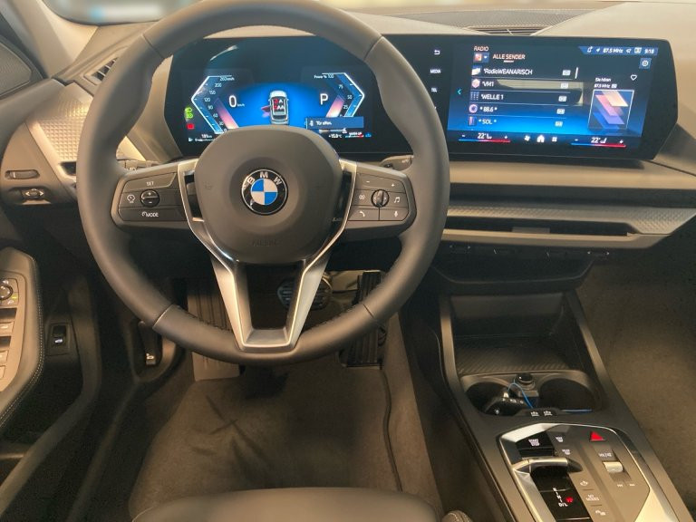 Bild 9: BMW 116 5-Tüerer F70
