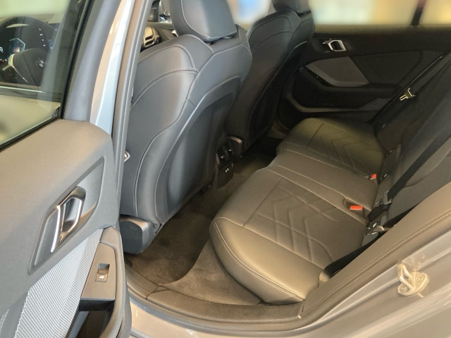 Bild 11: BMW 116 5-Tüerer F70