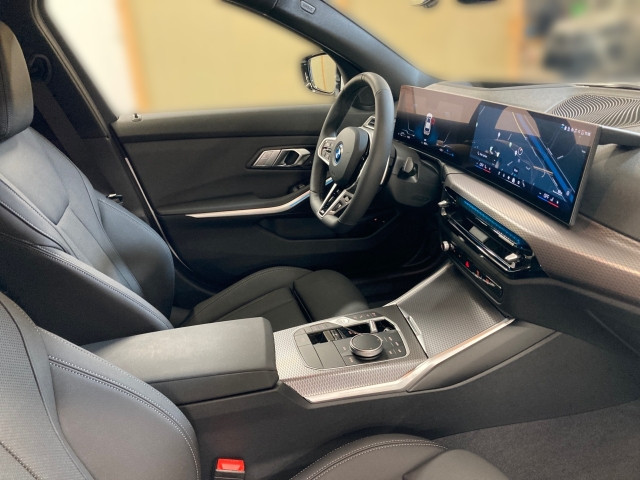 Bild 13: BMW 330e Touring G21 XB1