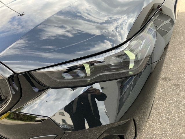 Bild 3: BMW i5 xDrive40 Limousine G60 XE2