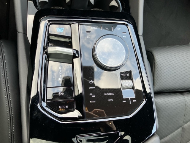 Bild 8: BMW i5 xDrive40 Limousine G60 XE2