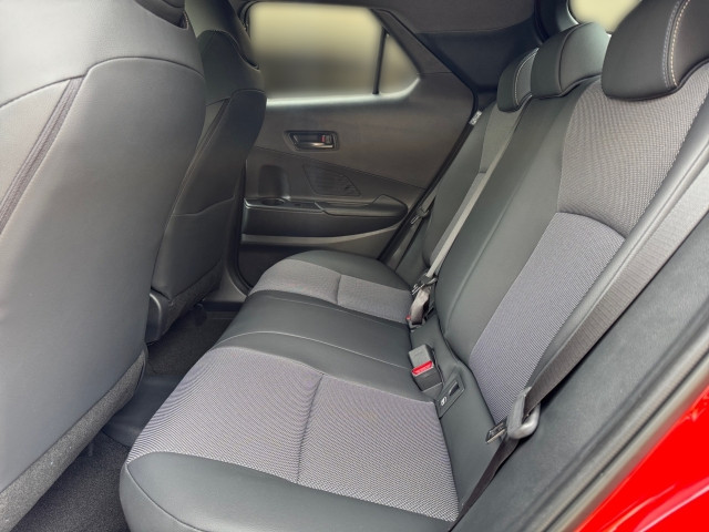 Bild 8: Toyota C-HR - 2,0 l Plugin 4x2  Lounge CVT