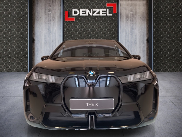 Bild 12: BMW PKW i-Serie iX xDrive45