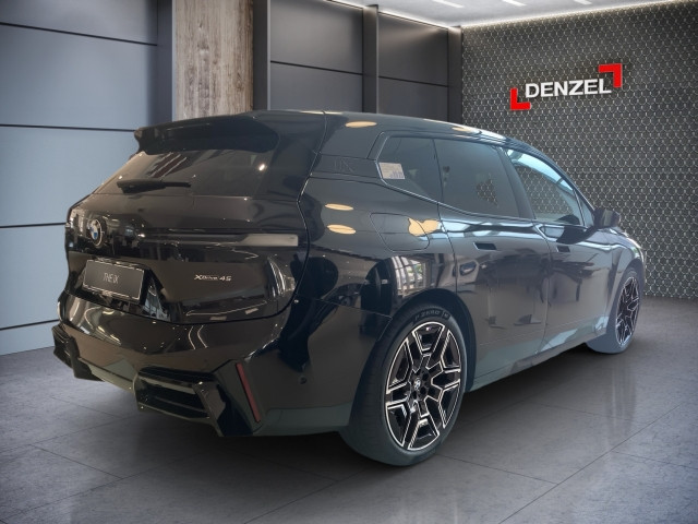 Bild 3: BMW PKW i-Serie iX xDrive45