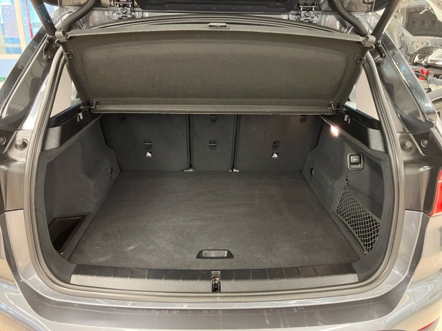 Bild 9: BMW X1 sDrive18i Advanta