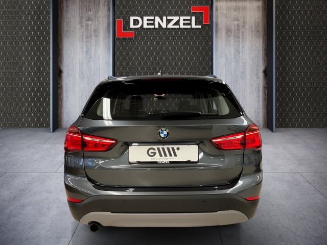 Bild 10: BMW X1 sDrive18i Advanta