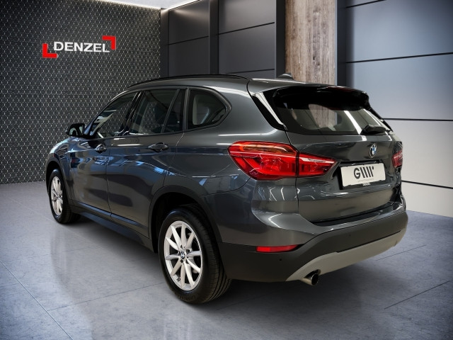 Bild 2: BMW X1 sDrive18i Advanta